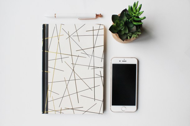 Createher Stock Styled Desk With Iphone 7